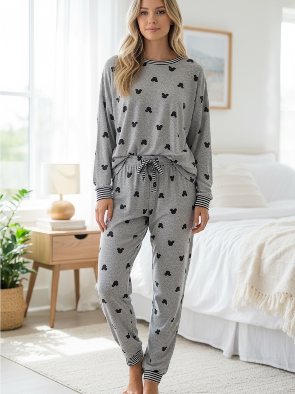 DISNEY Mickey Mouse‎ Pajama Set Women's Medium 2-PC Set - Picture 1 of 9